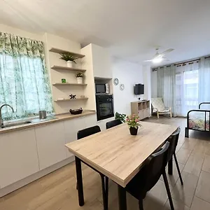 https://casa-melina.in-canary-islands.com